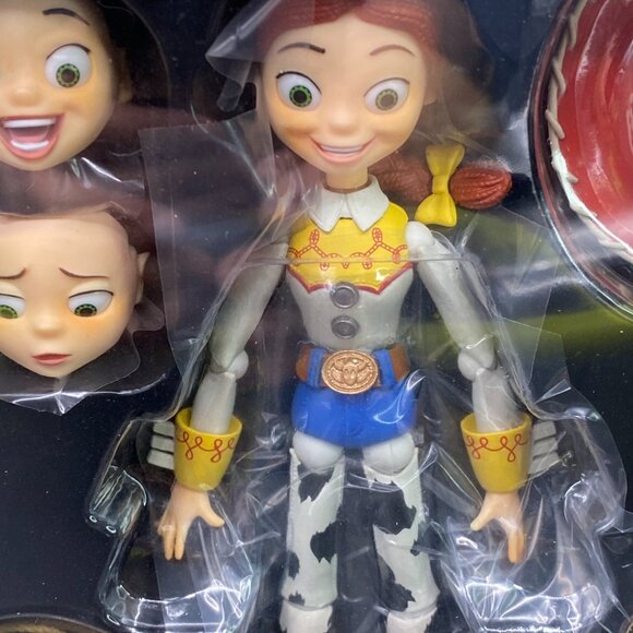 Tokusatsu Revoltech Toy Story Jessie Figure 048 Disney Kaiyodo - Picture 4 of 12